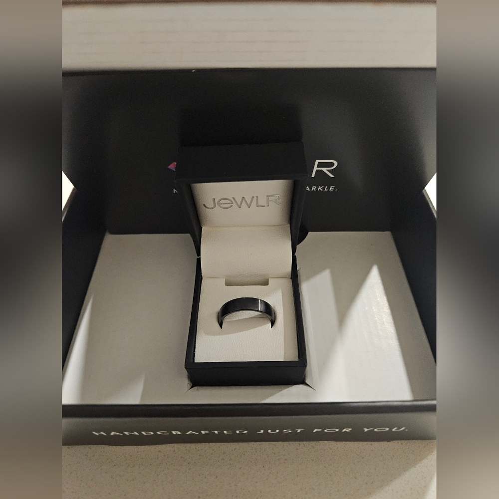 Jewlr Wedding Band Black Satin Ceramic Size 10 Brand New